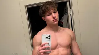 Rustin Scarbrough Serves the Sexiest 'Checkmate' of All Time